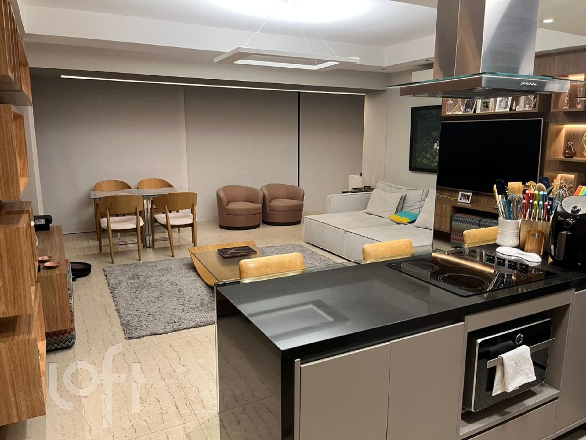 Apartamento à venda com 1 quarto, 84m² - Foto 3