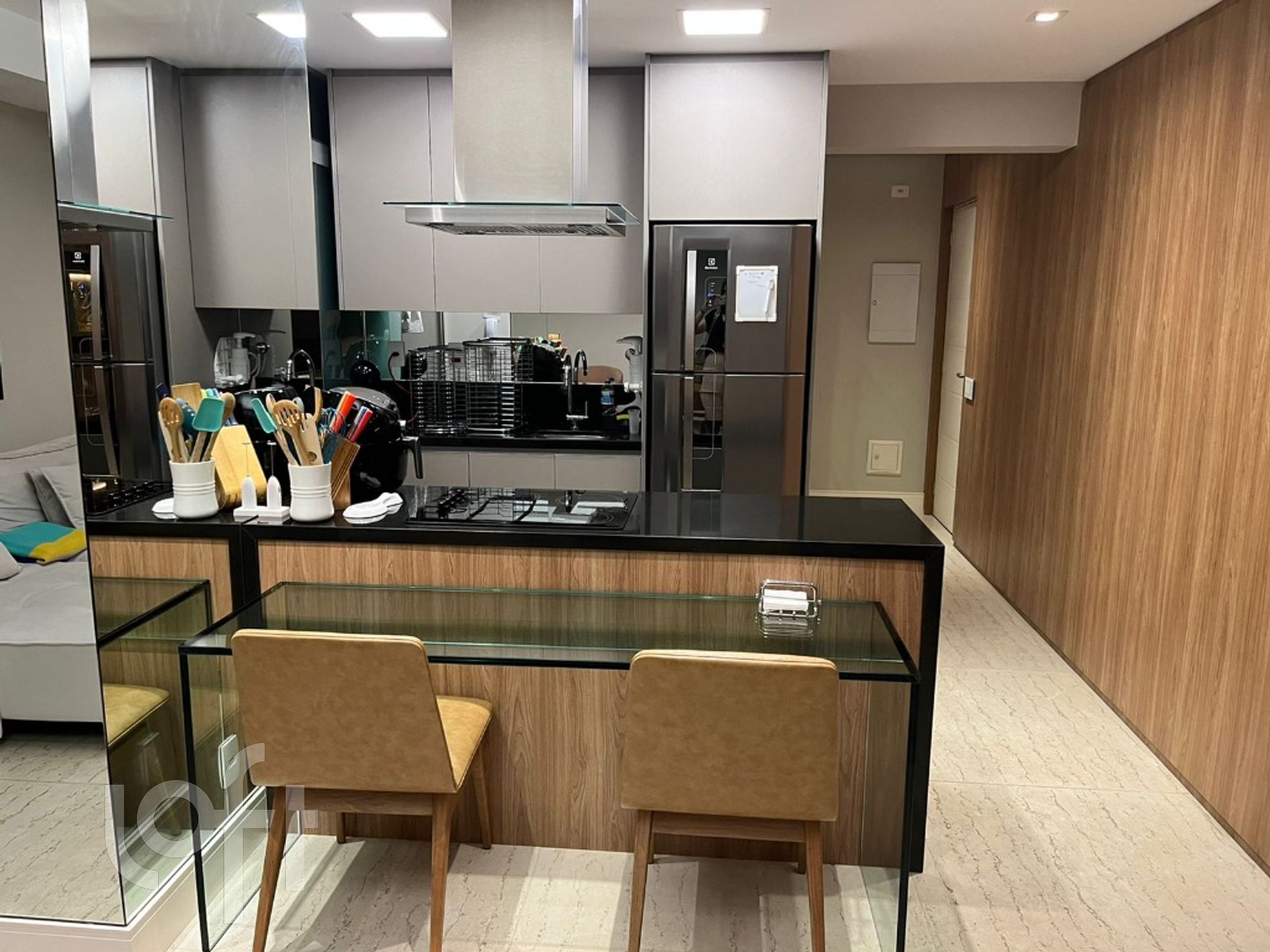 Apartamento à venda com 1 quarto, 84m² - Foto 2