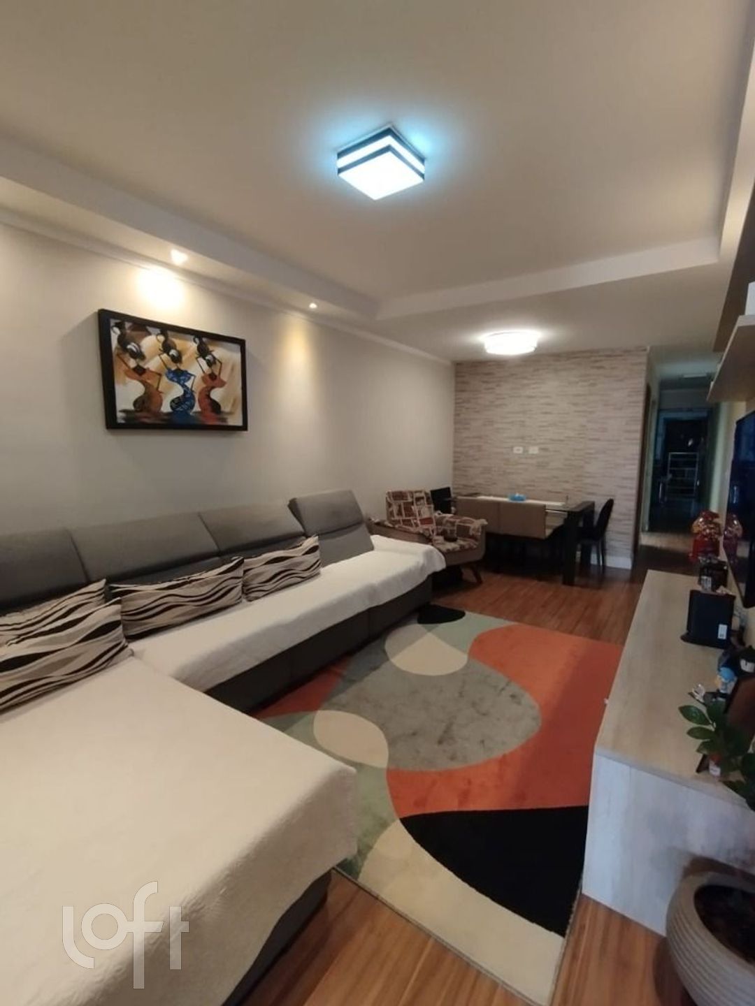 Casa à venda com 3 quartos, 97m² - Foto 1