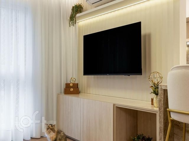 Apartamento com 55m², 2 dormitórios, 1 vaga, Rio Branco em Porto Alegre