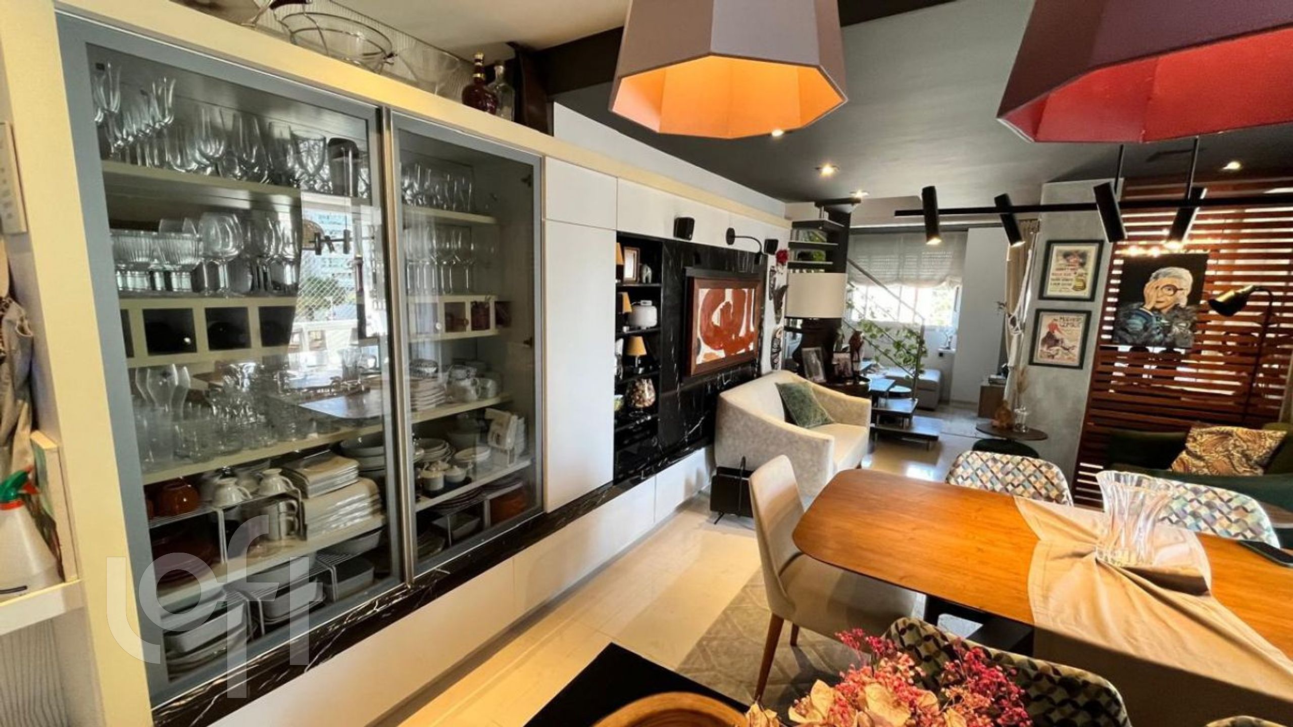 Apartamentos com 134m², 2 quartos, 2 suítes, 2 garagens, no bairro Agronômica em Florianópolis
