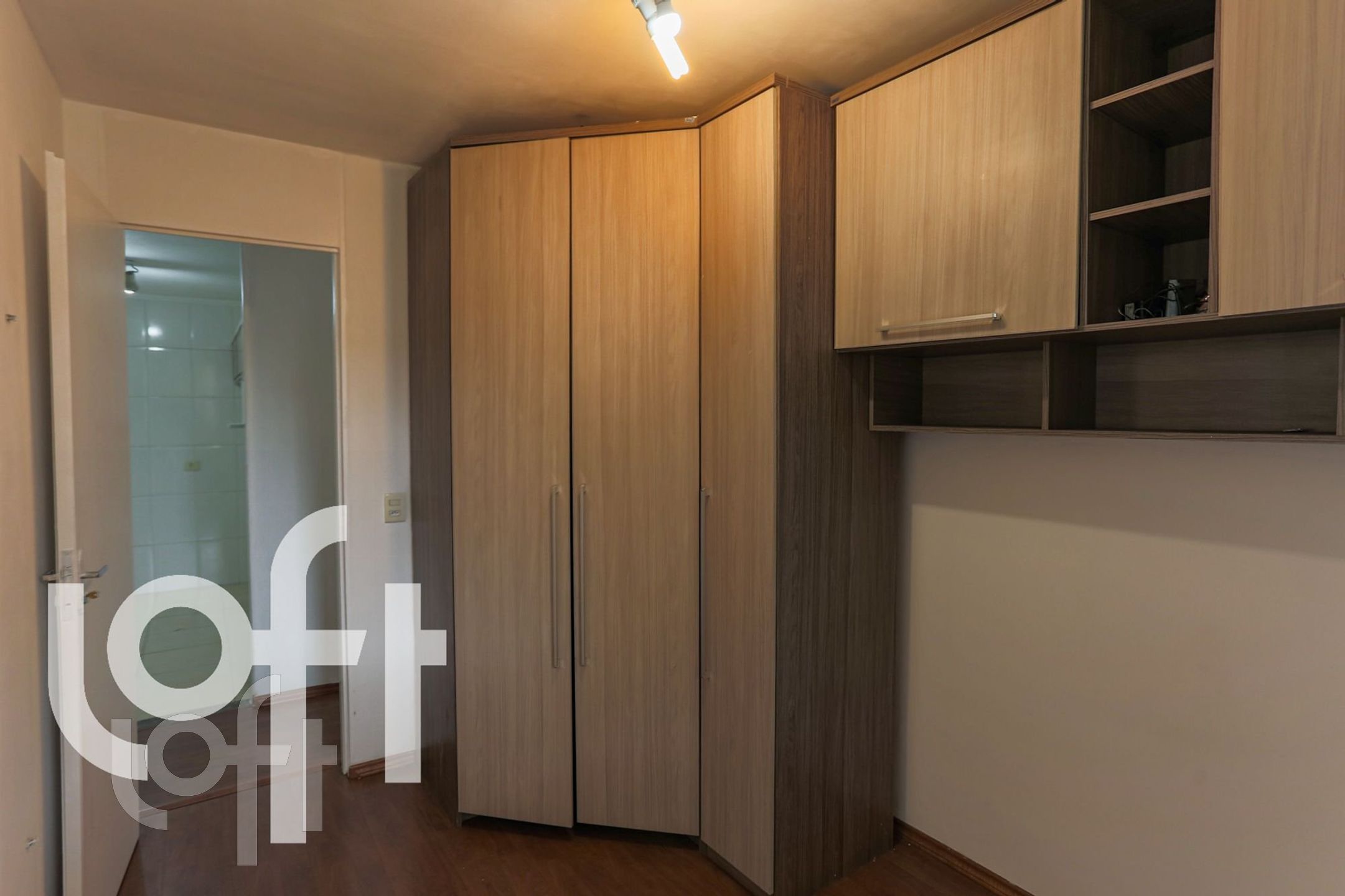 Apartamento à venda com 2 quartos, 44m² - Foto 4