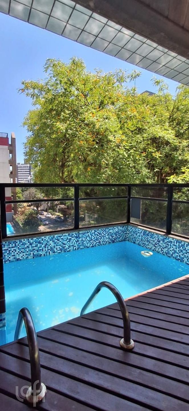 Apartamento com 253m², 4 dormitórios, 2 suítes, 3 vagas, Petrópolis em Porto Alegre