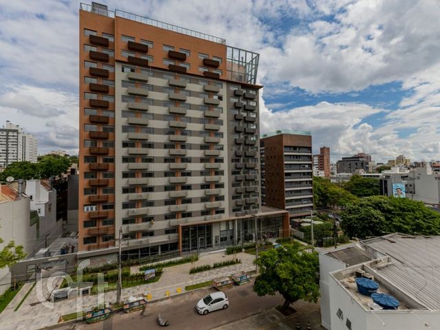 Apartamento com 38m², 1 dormitório, 1 vaga, Rio Branco em Porto Alegre