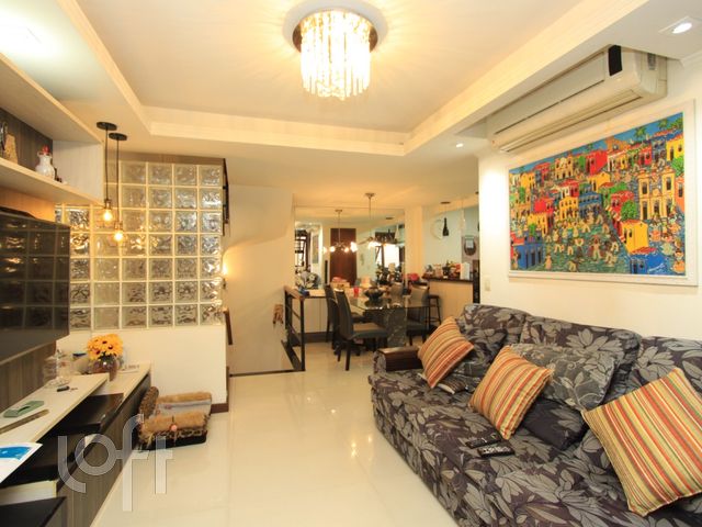 Apartamento com 149m², 3 dormitórios, 2 suítes, 2 vagas, Bela Vista em Porto Alegre