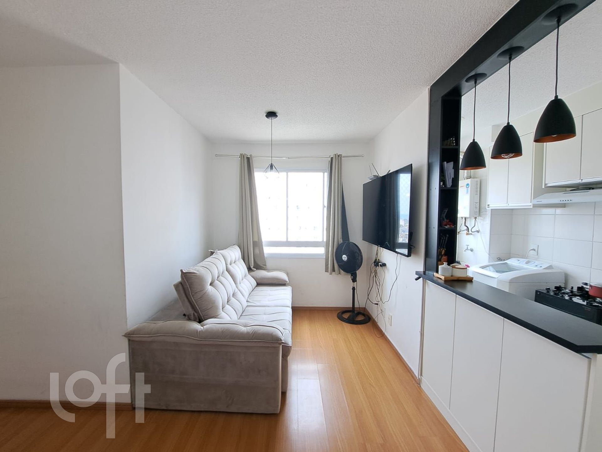 Apartamento à venda com 1 quarto, 42m² - Foto 2