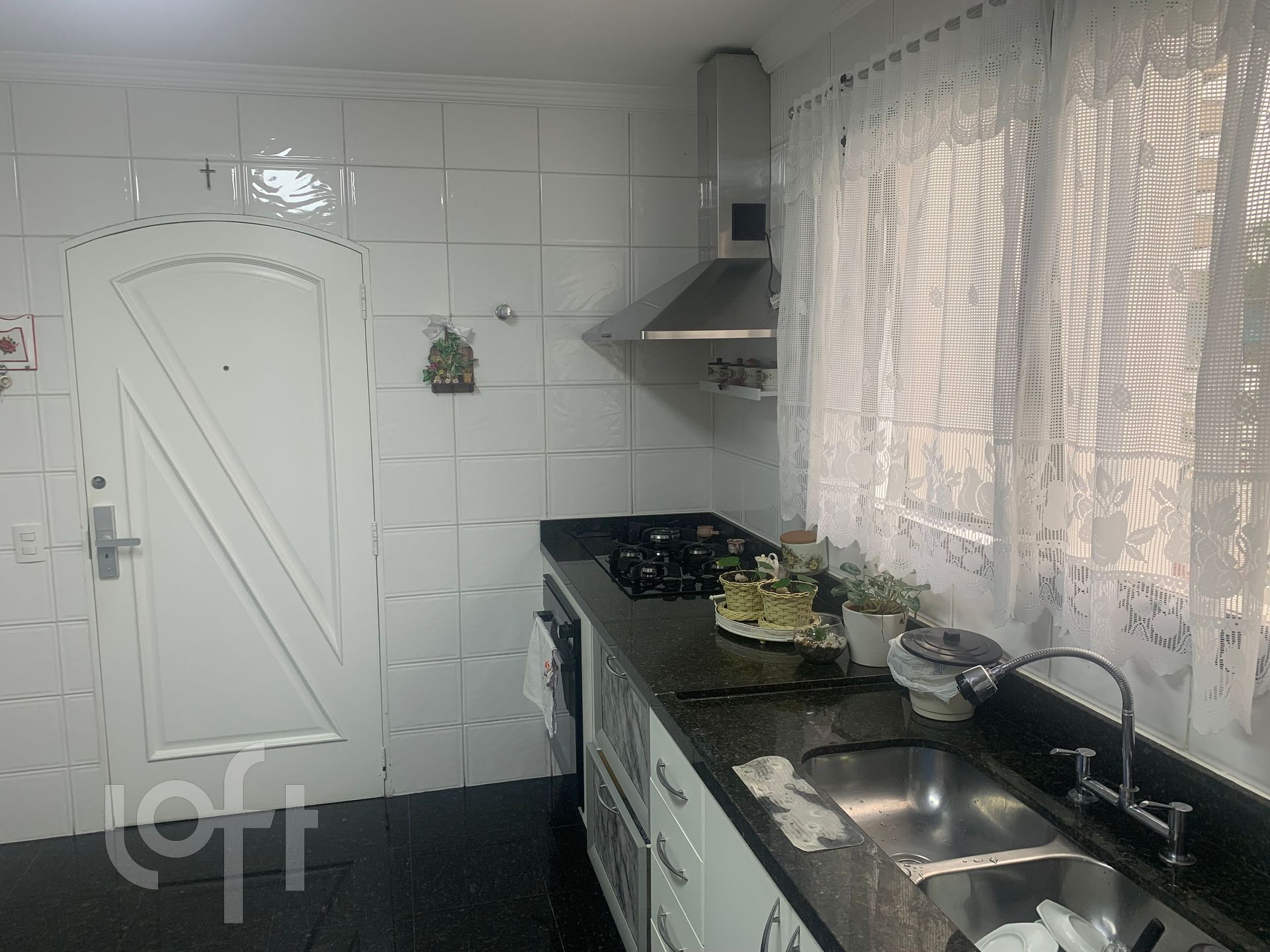 Apartamento à venda com 3 quartos, 156m² - Foto 8