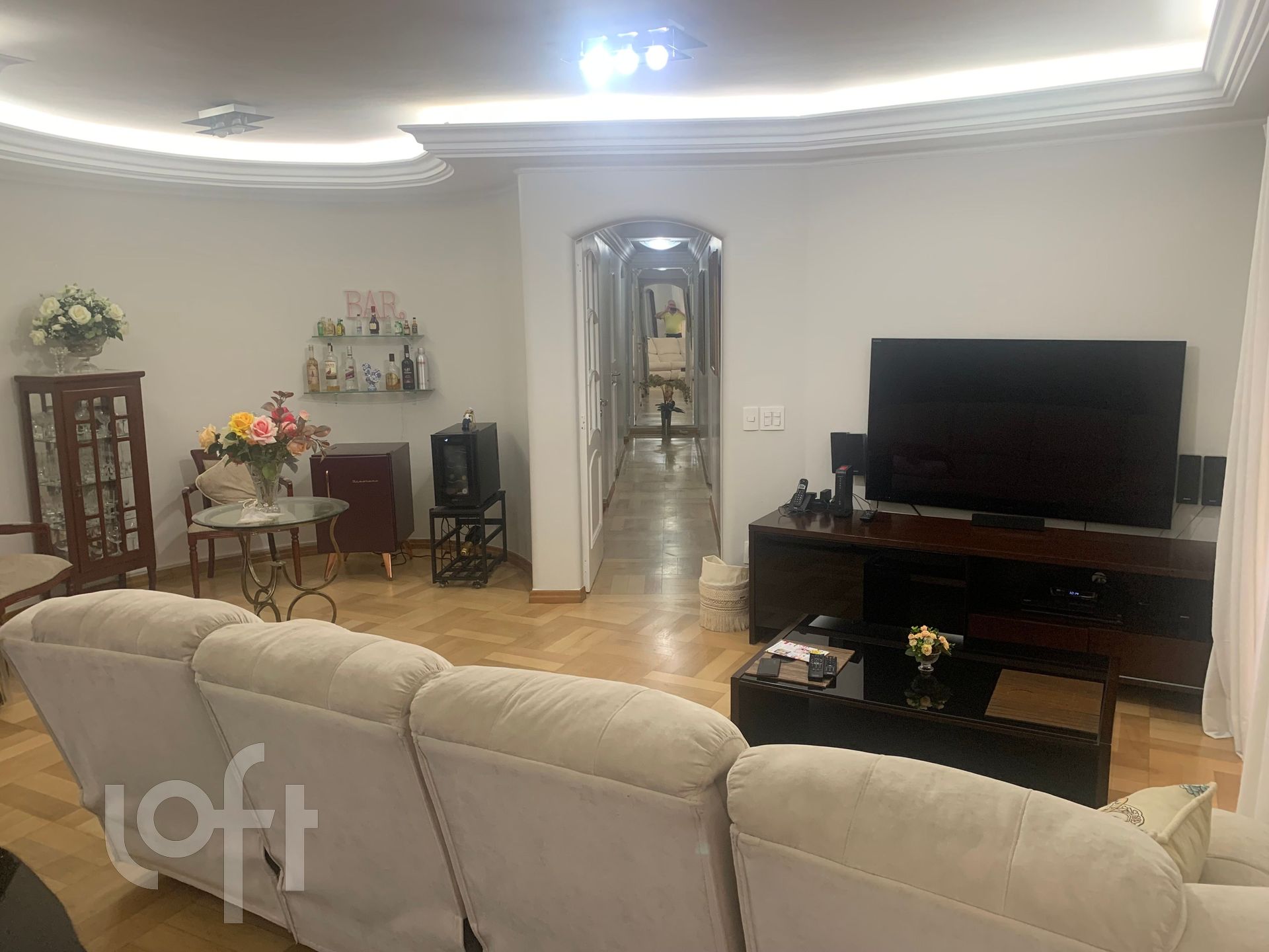 Apartamento à venda com 3 quartos, 156m² - Foto 1