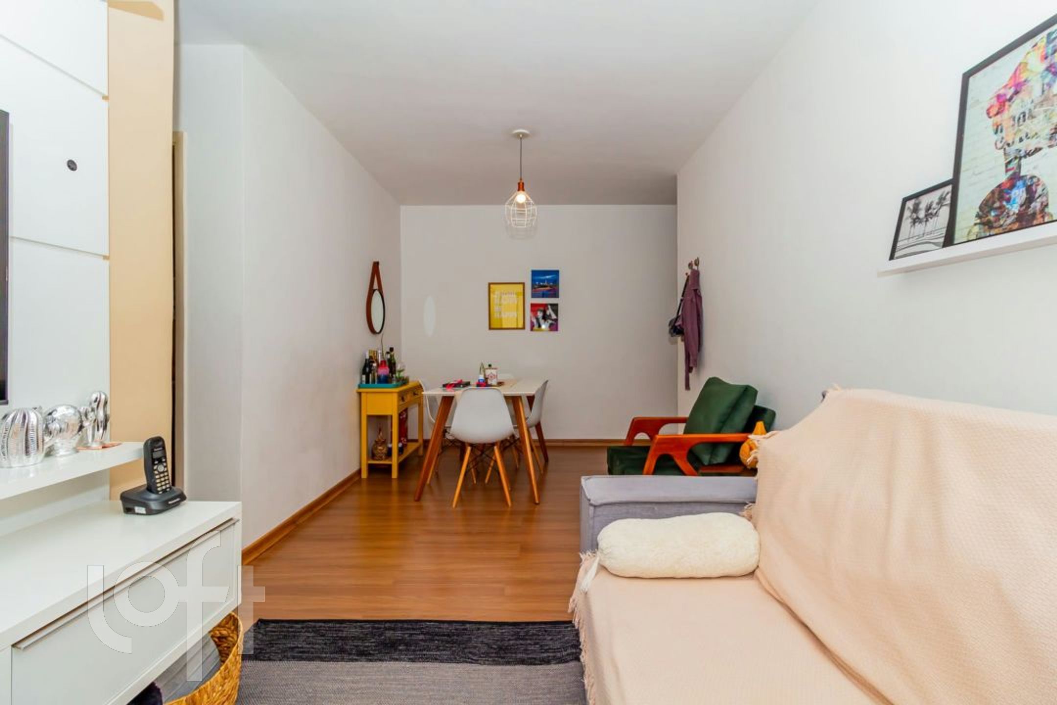 Apartamento à venda com 2 quartos, 67m² - Foto 4