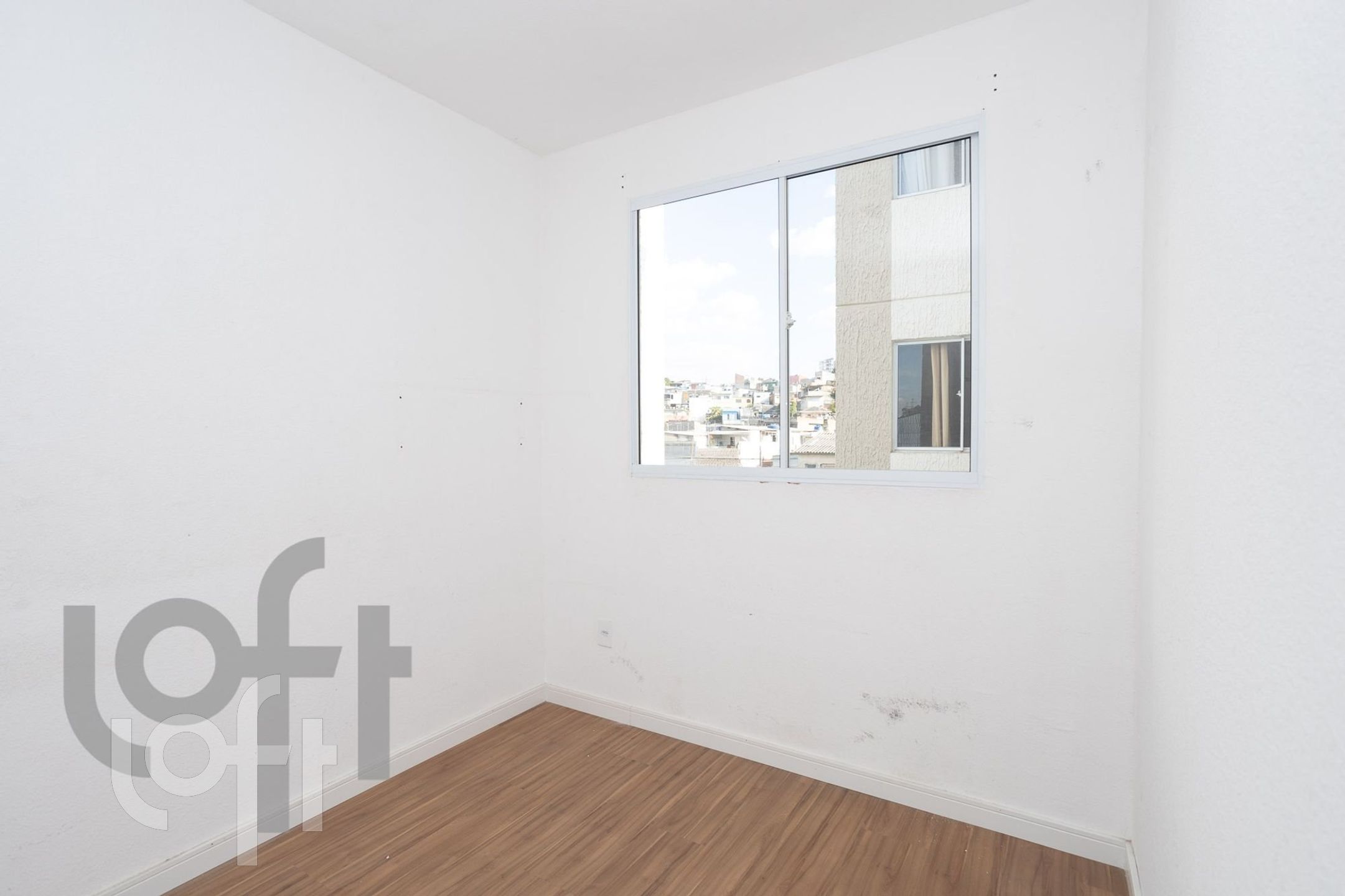 Apartamento à venda com 2 quartos, 40m² - Foto 11