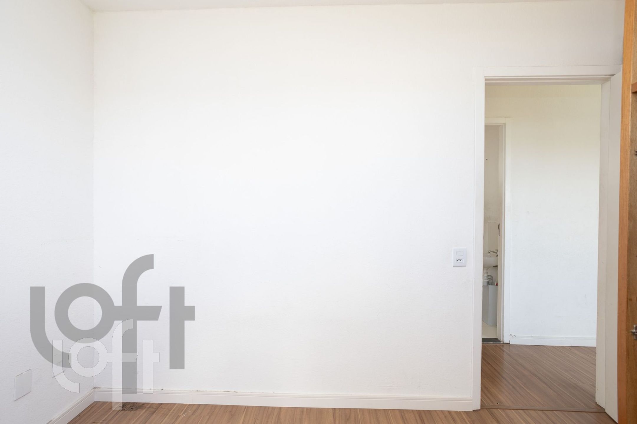 Apartamento à venda com 2 quartos, 40m² - Foto 6