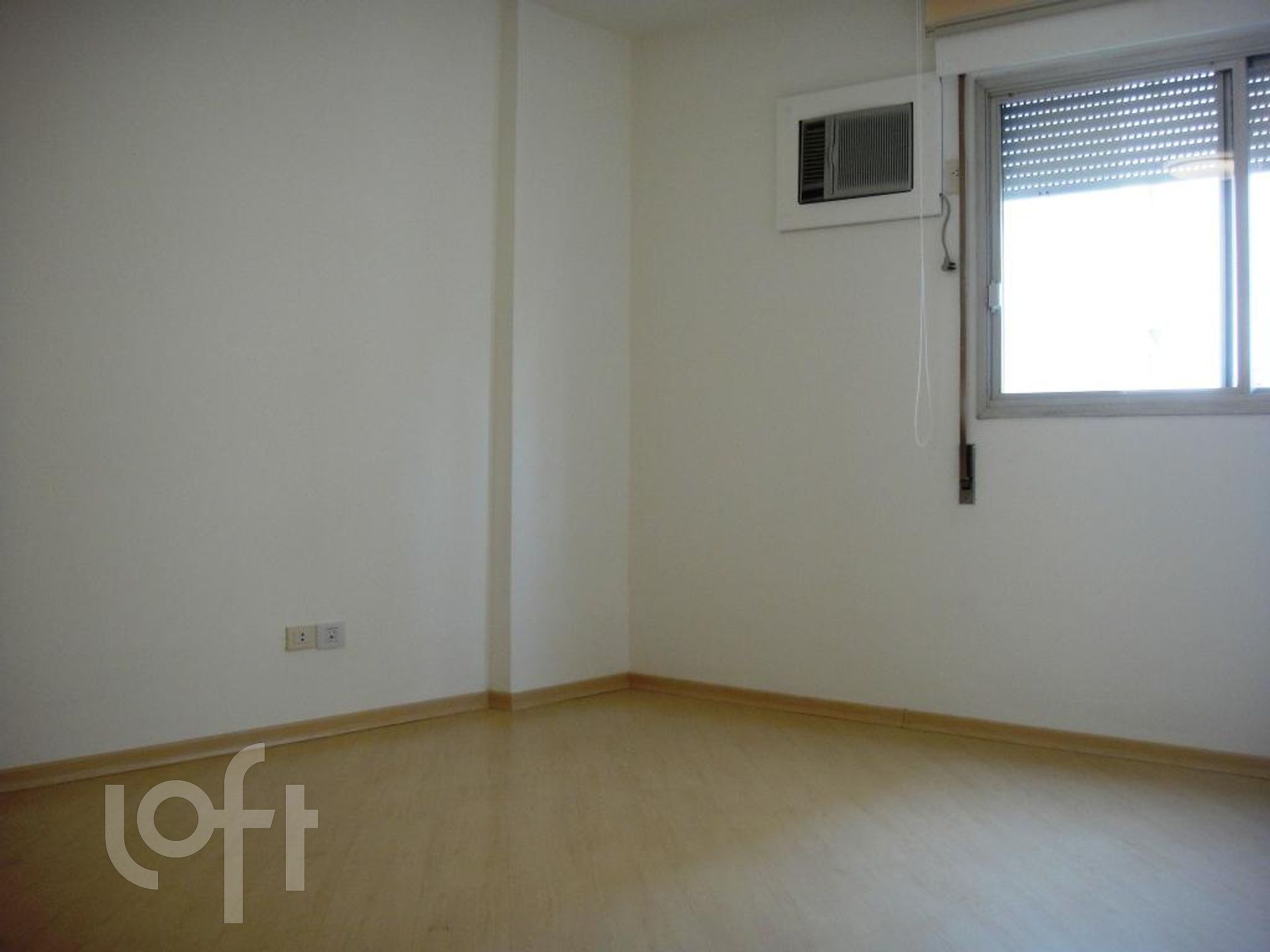 Apartamento à venda com 4 quartos, 204m² - Foto 12