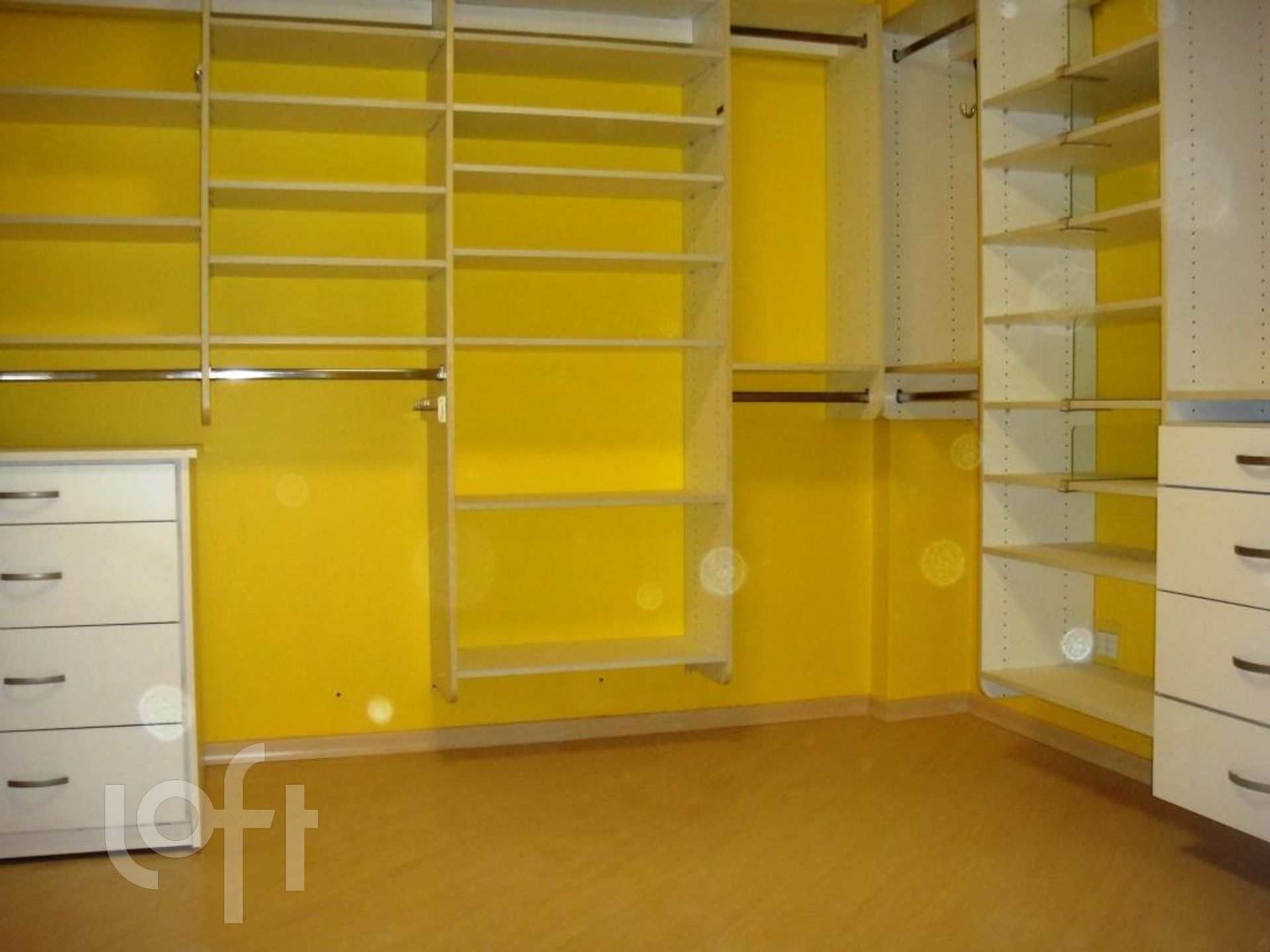 Apartamento à venda com 4 quartos, 204m² - Foto 15