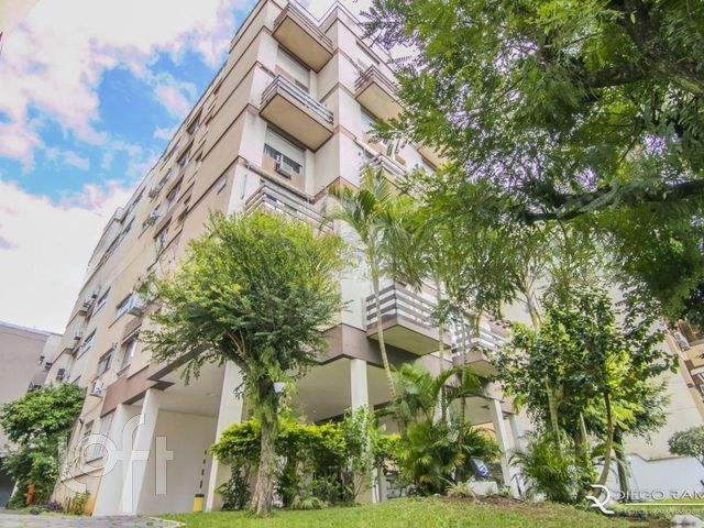 Apartamento com 104m², 3 dormitórios, 1 suíte, 1 vaga, Petrópolis em Porto Alegre