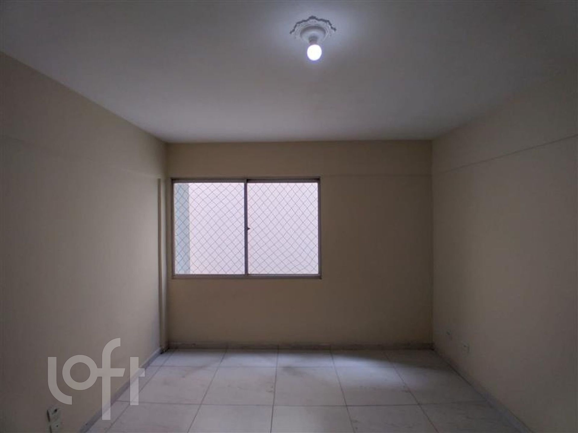 Apartamento à venda com 2 quartos, 70m² - Foto 15