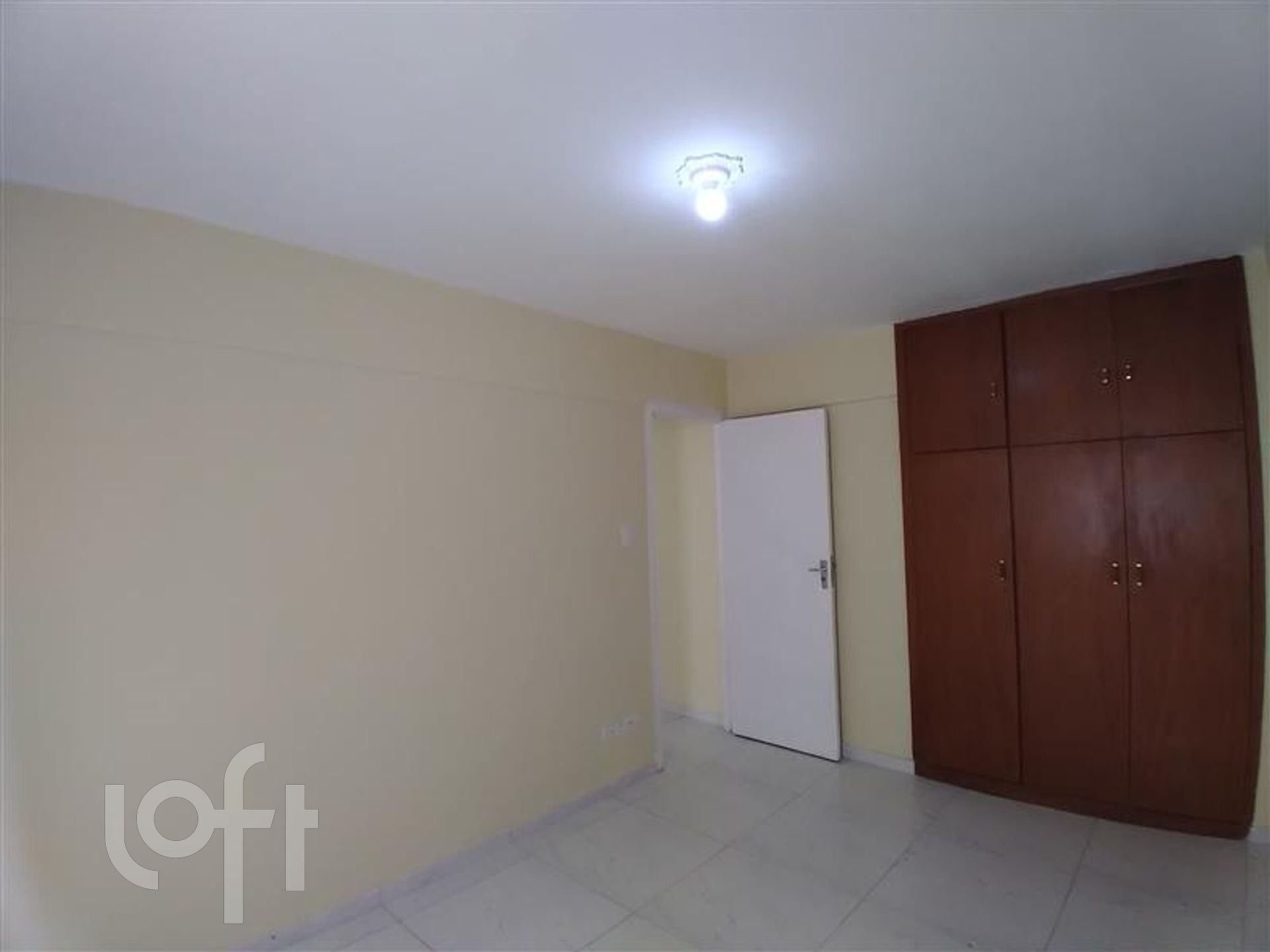 Apartamento à venda com 2 quartos, 70m² - Foto 5