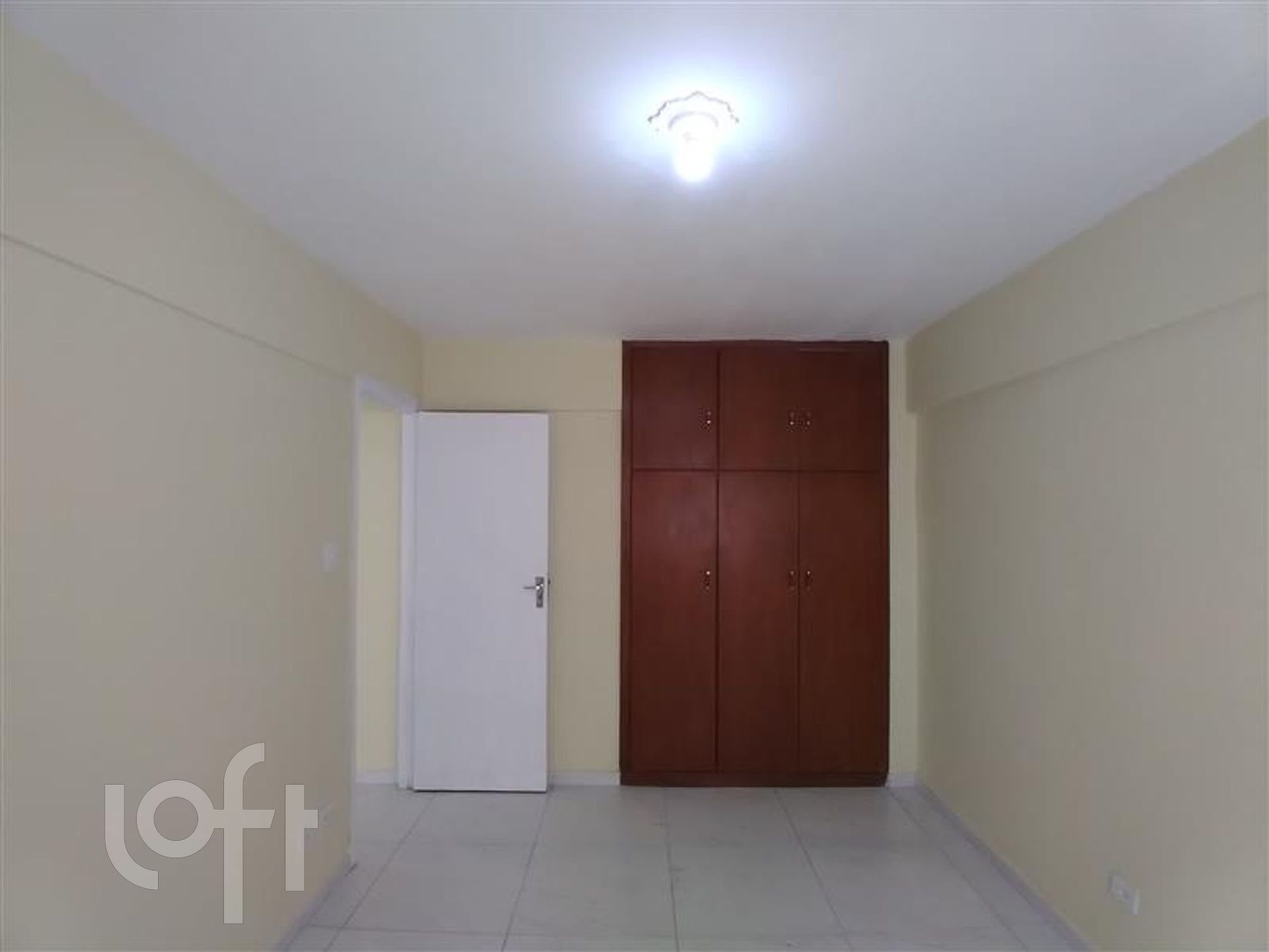 Apartamento à venda com 2 quartos, 70m² - Foto 6