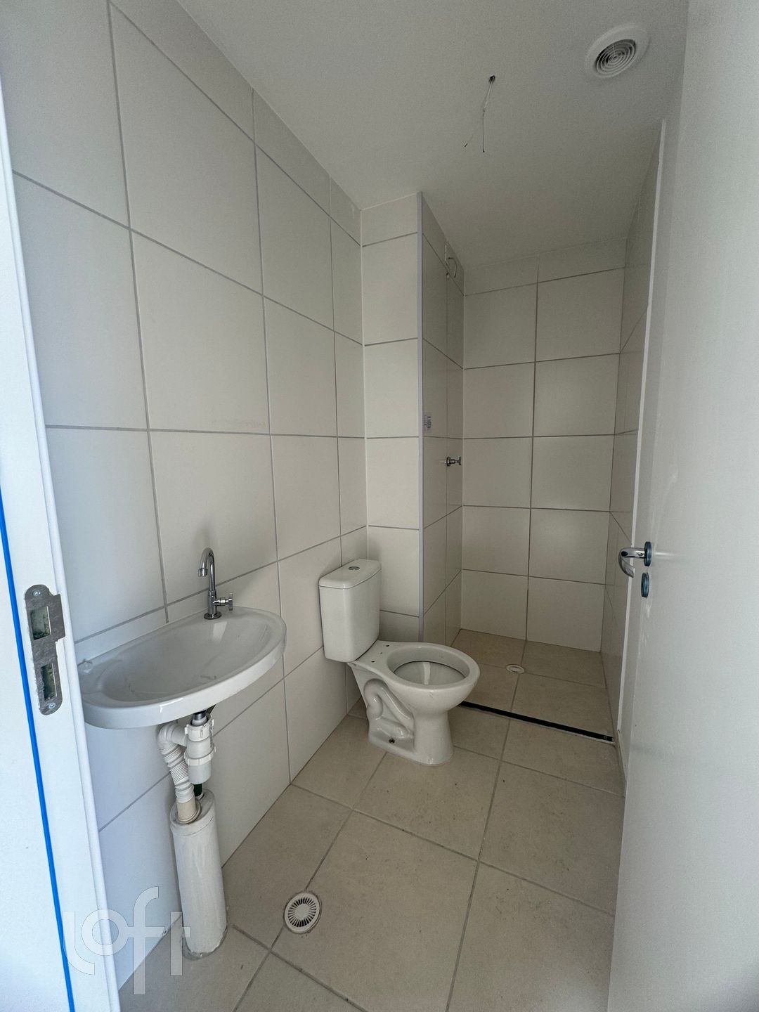 Apartamento à venda com 2 quartos, 40m² - Foto 13