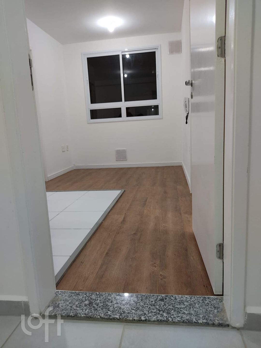 Apartamento à venda com 2 quartos, 35m² - Foto 9