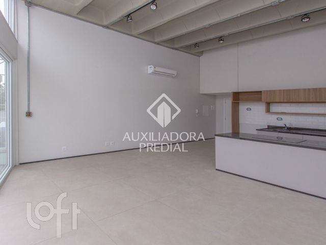 Apartamento com 56m², 1 dormitório, 1 suíte, 1 vaga, Petrópolis em Porto Alegre