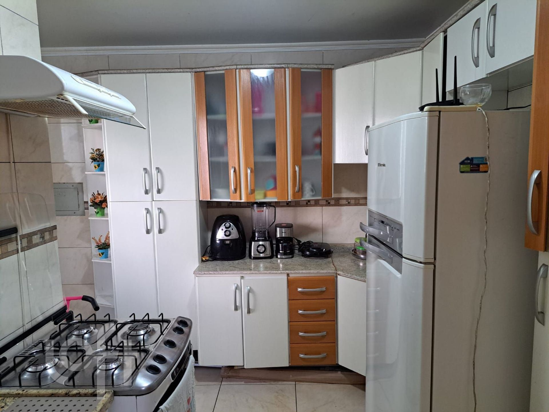 Apartamento à venda com 2 quartos, 70m² - Foto 13