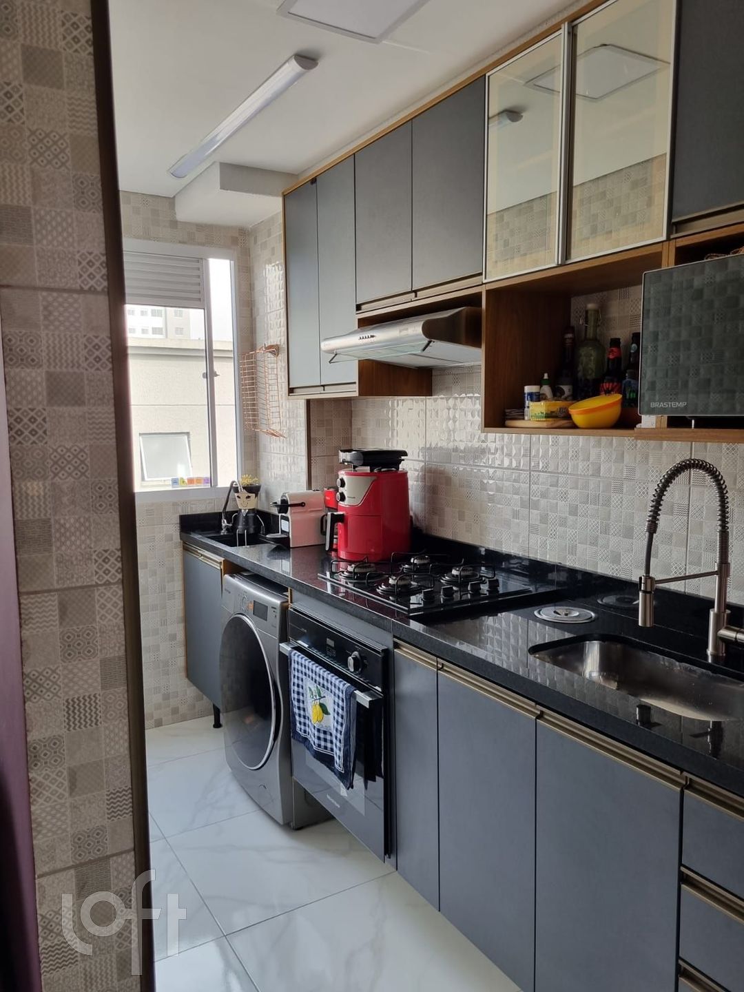 Apartamento à venda com 2 quartos, 42m² - Foto 2