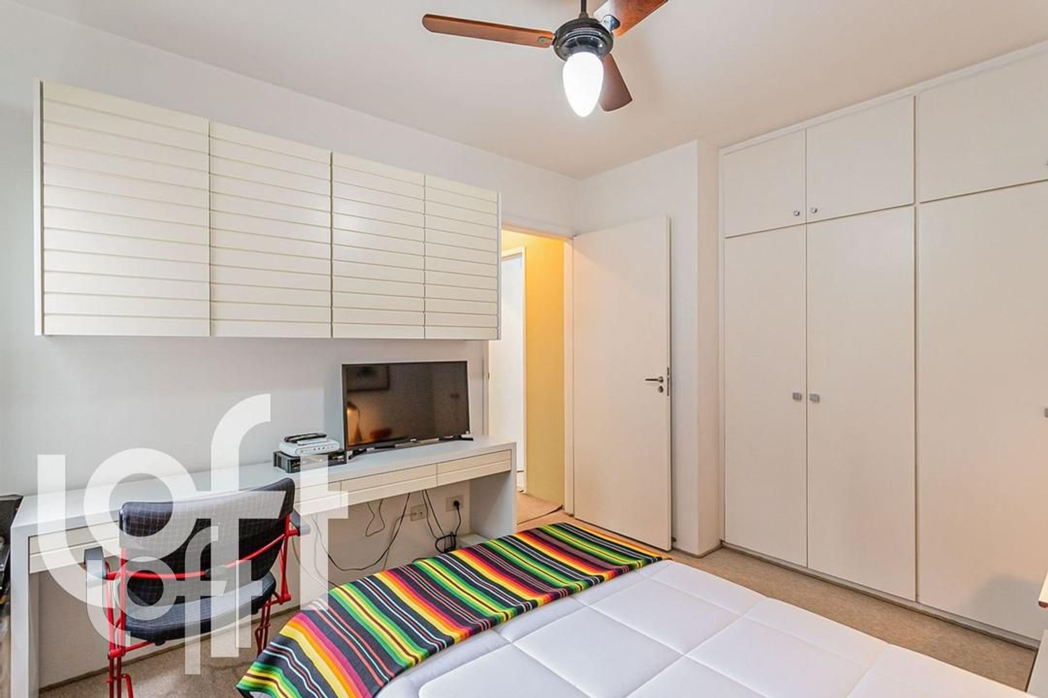 Apartamento à venda com 1 quarto, 43m² - Foto 3