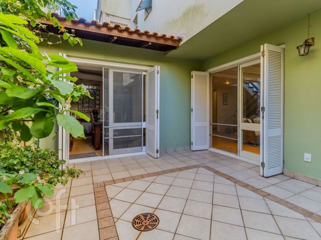 Casa em Condomínio com 260m², 4 dormitórios, 2 suítes, 3 vagas, Boa Vista em Porto Alegre