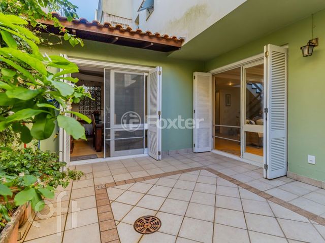 Casa em Condomínio com 260m², 4 dormitórios, 2 suítes, 3 vagas, Boa Vista em Porto Alegre