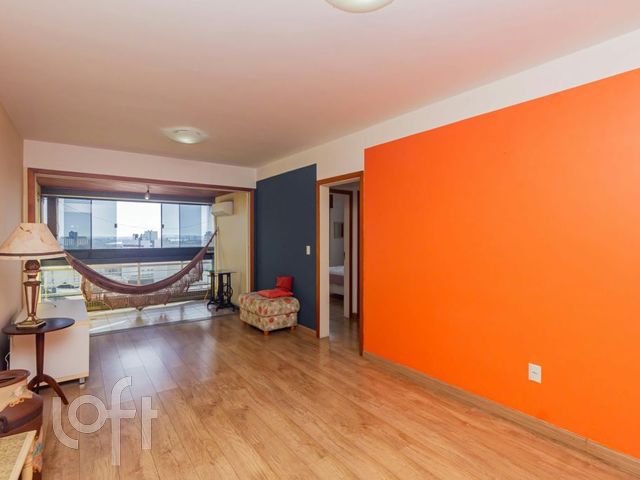 Apartamento com 78m², 2 dormitórios, 1 vaga, Independência em Porto Alegre