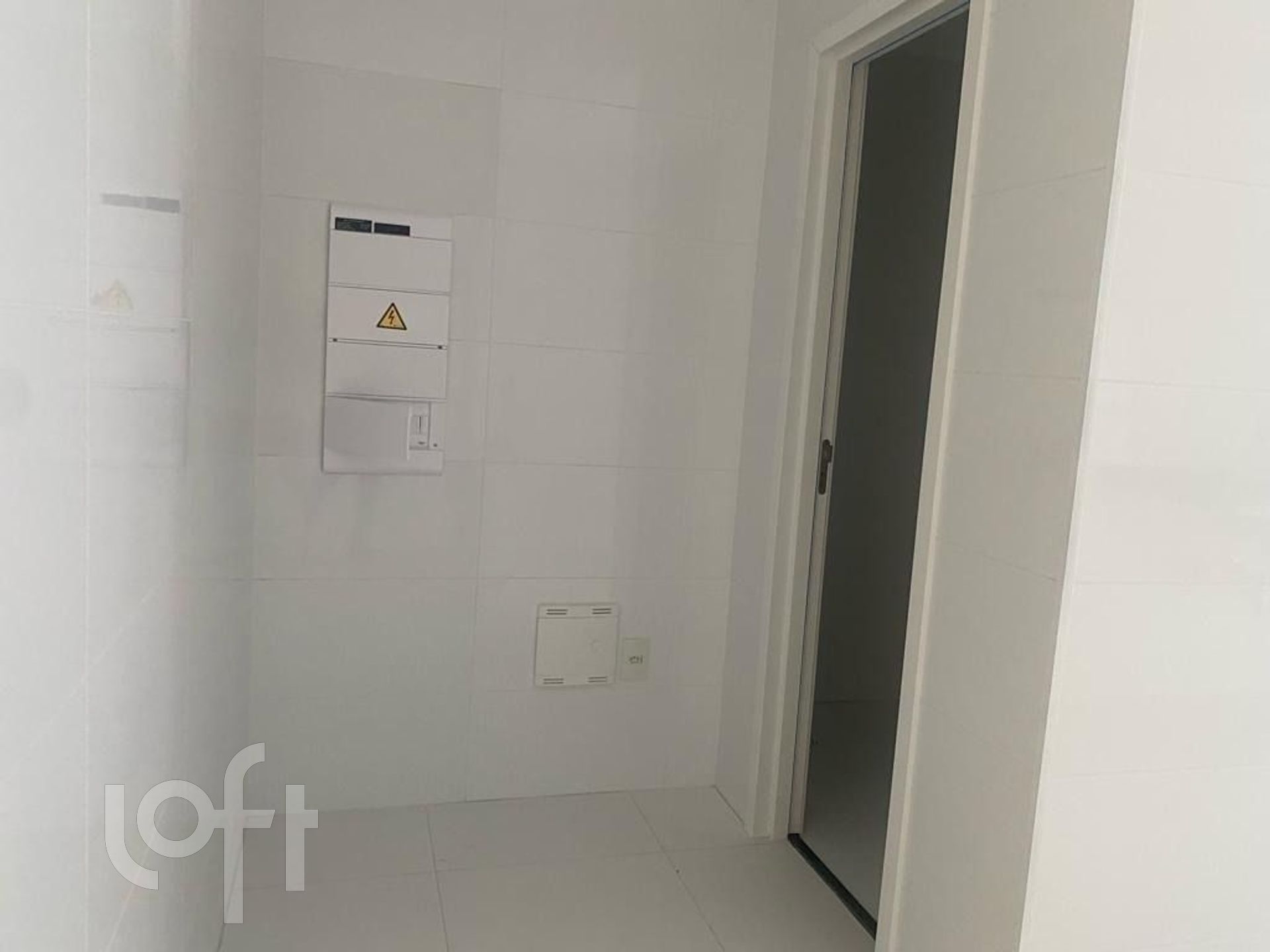 Apartamento à venda com 4 quartos, 203m² - Foto 8