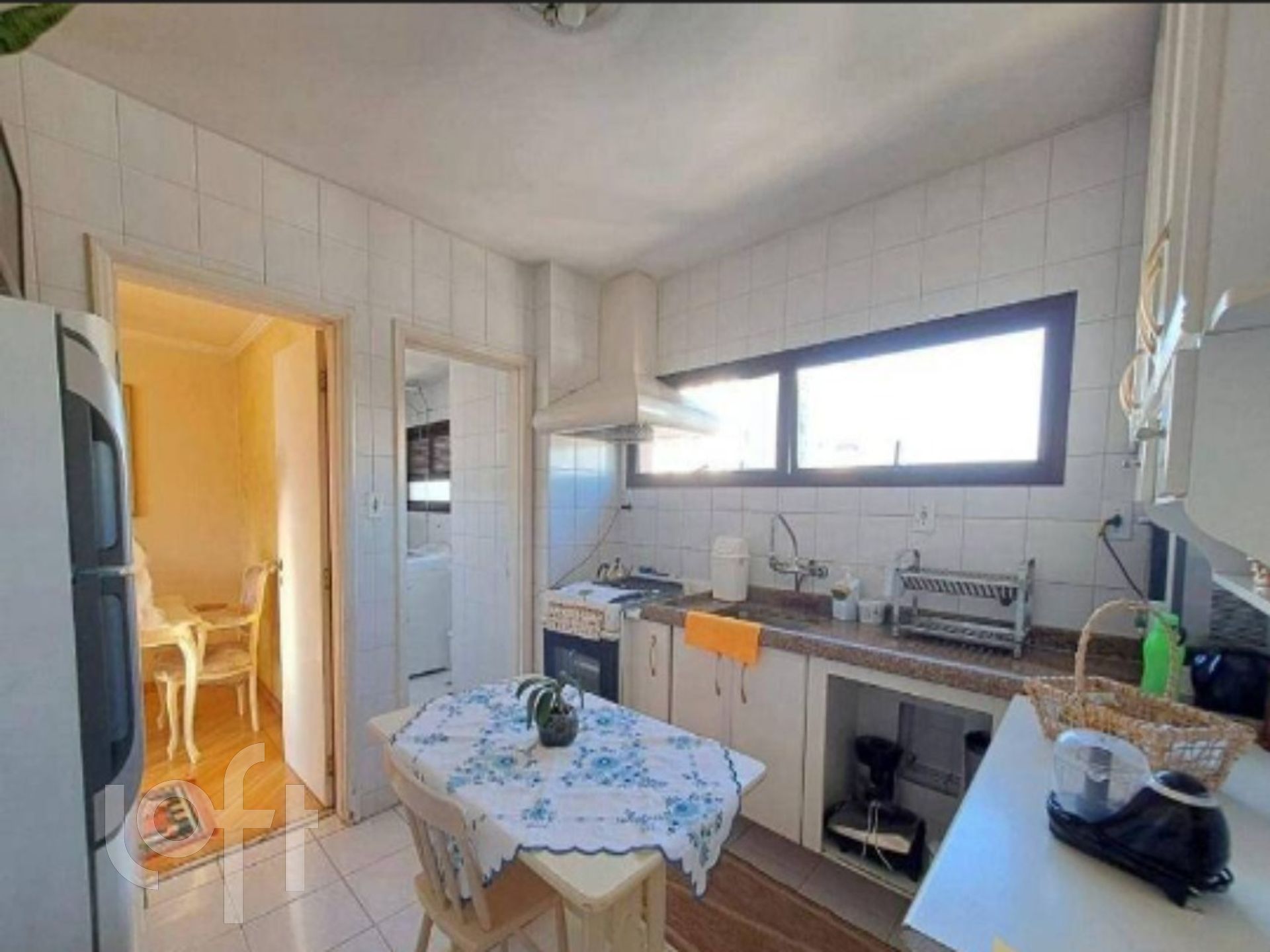 Apartamento à venda com 3 quartos, 145m² - Foto 9