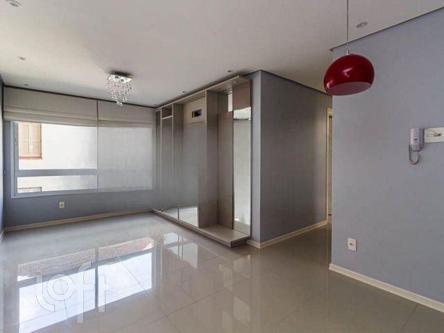 Apartamento com 61m², 2 dormitórios, 1 suíte, 1 vaga, Menino Deus em Porto Alegre