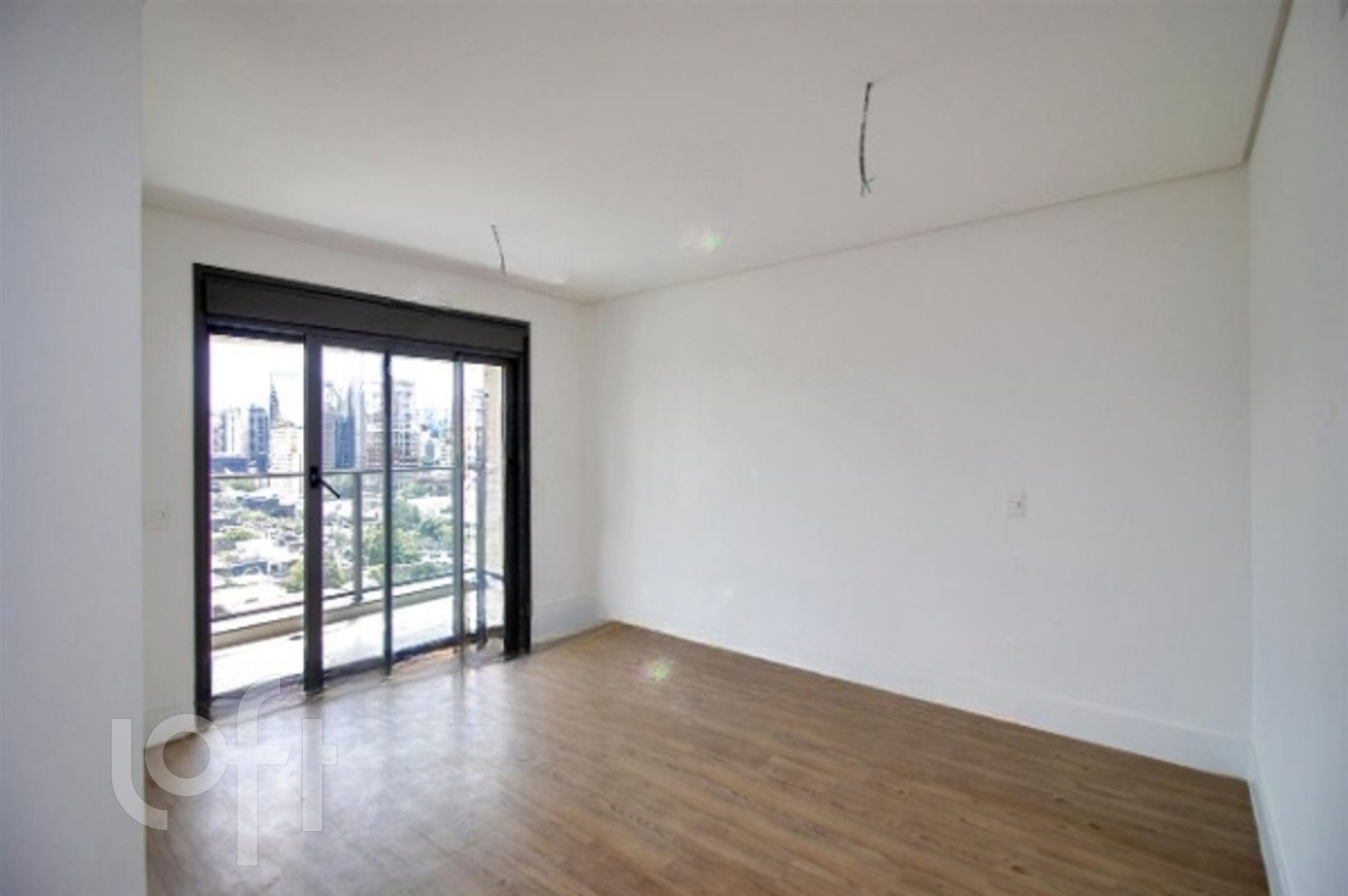 Apartamento à venda com 4 quartos, 246m² - Foto 11