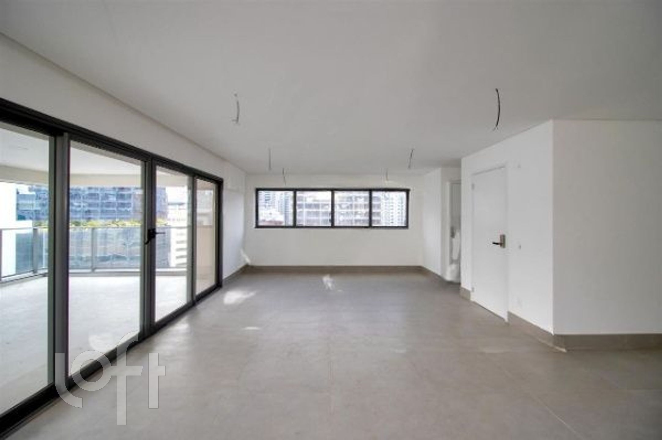 Apartamento à venda com 4 quartos, 246m² - Foto 6