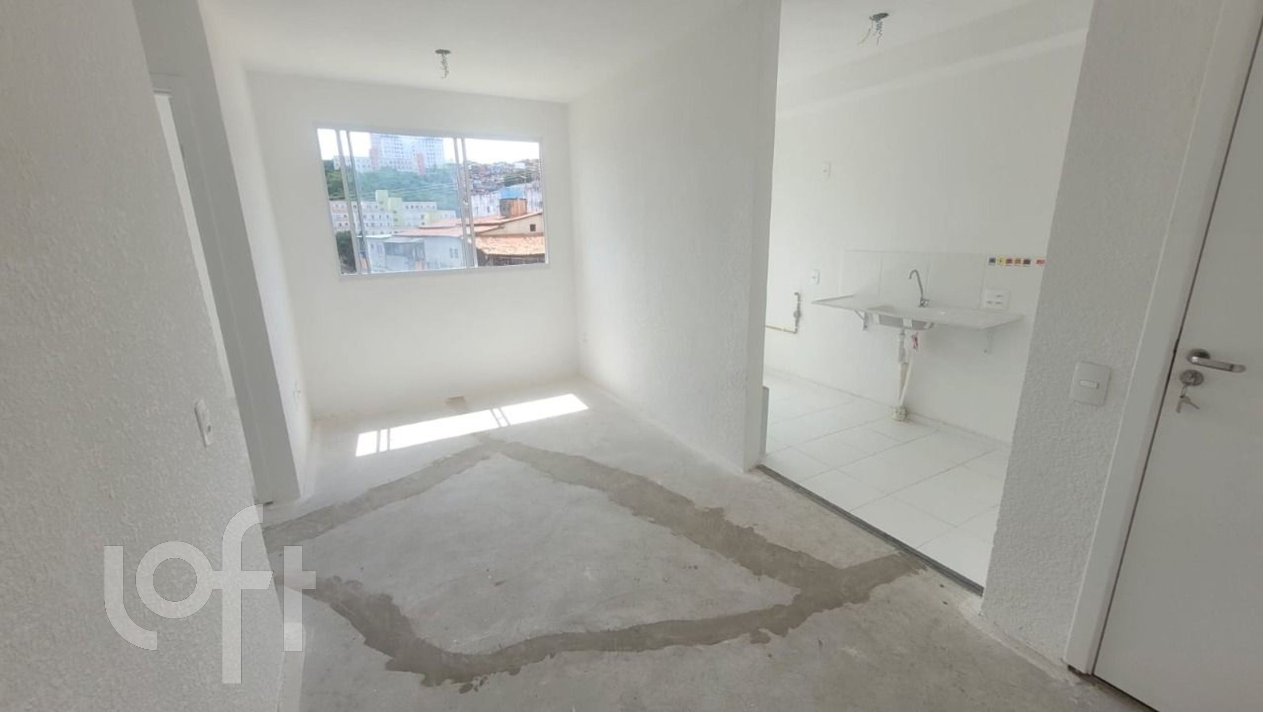 Apartamento à venda com 2 quartos, 42m² - Foto 2