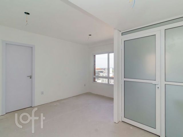 Apartamento com 42m², 1 dormitório, 1 suíte, 1 vaga, Floresta em Porto Alegre