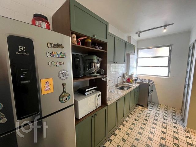 Apartamento com 77m², 2 dormitórios, 1 vaga, Rio Branco em Porto Alegre