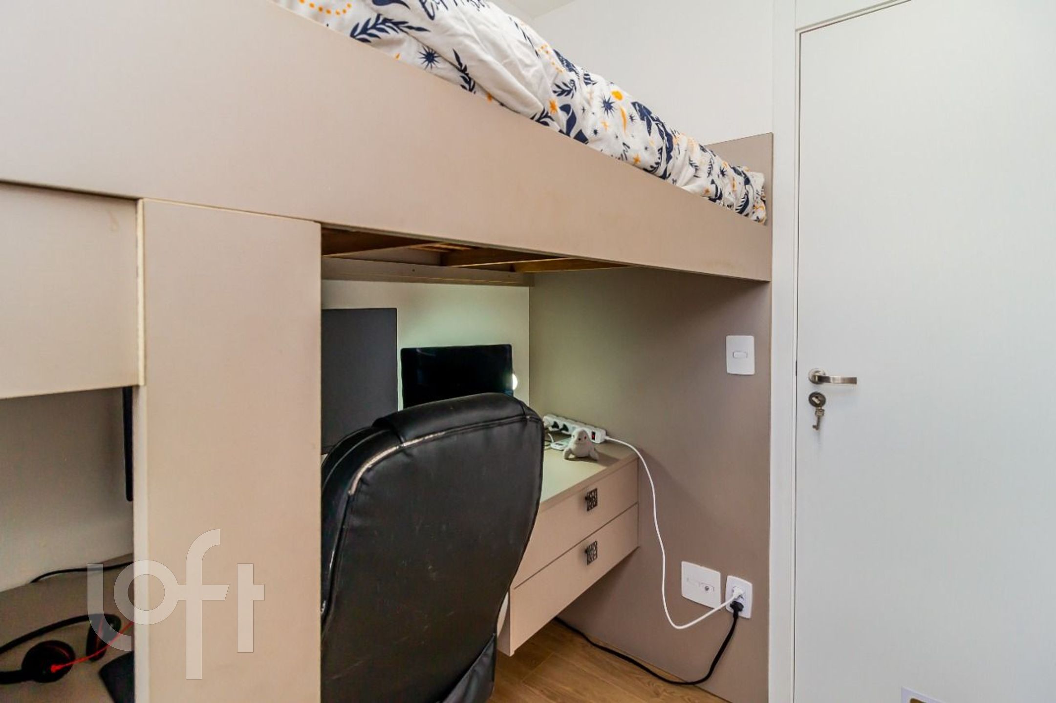 Apartamento à venda com 2 quartos, 40m² - Foto 16