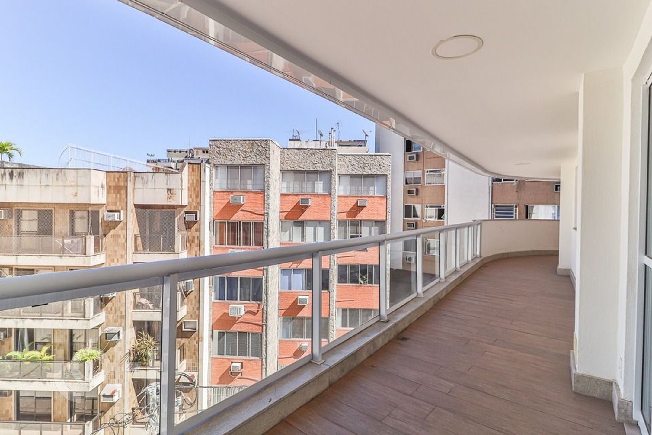 Apartamento à venda com 4 quartos, 179m² - Foto 3