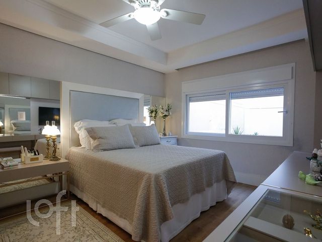 Casa com 189m², 3 dormitórios, 2 suítes, 3 vagas, Chácara das Pedras em Porto Alegre