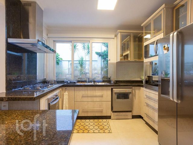 Casa com 189m², 3 dormitórios, 2 suítes, 3 vagas, Chácara das Pedras em Porto Alegre