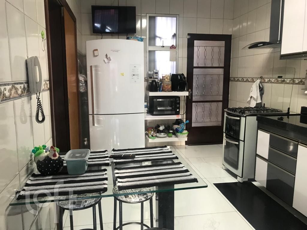 Casa à venda com 3 quartos, 151m² - Foto 8