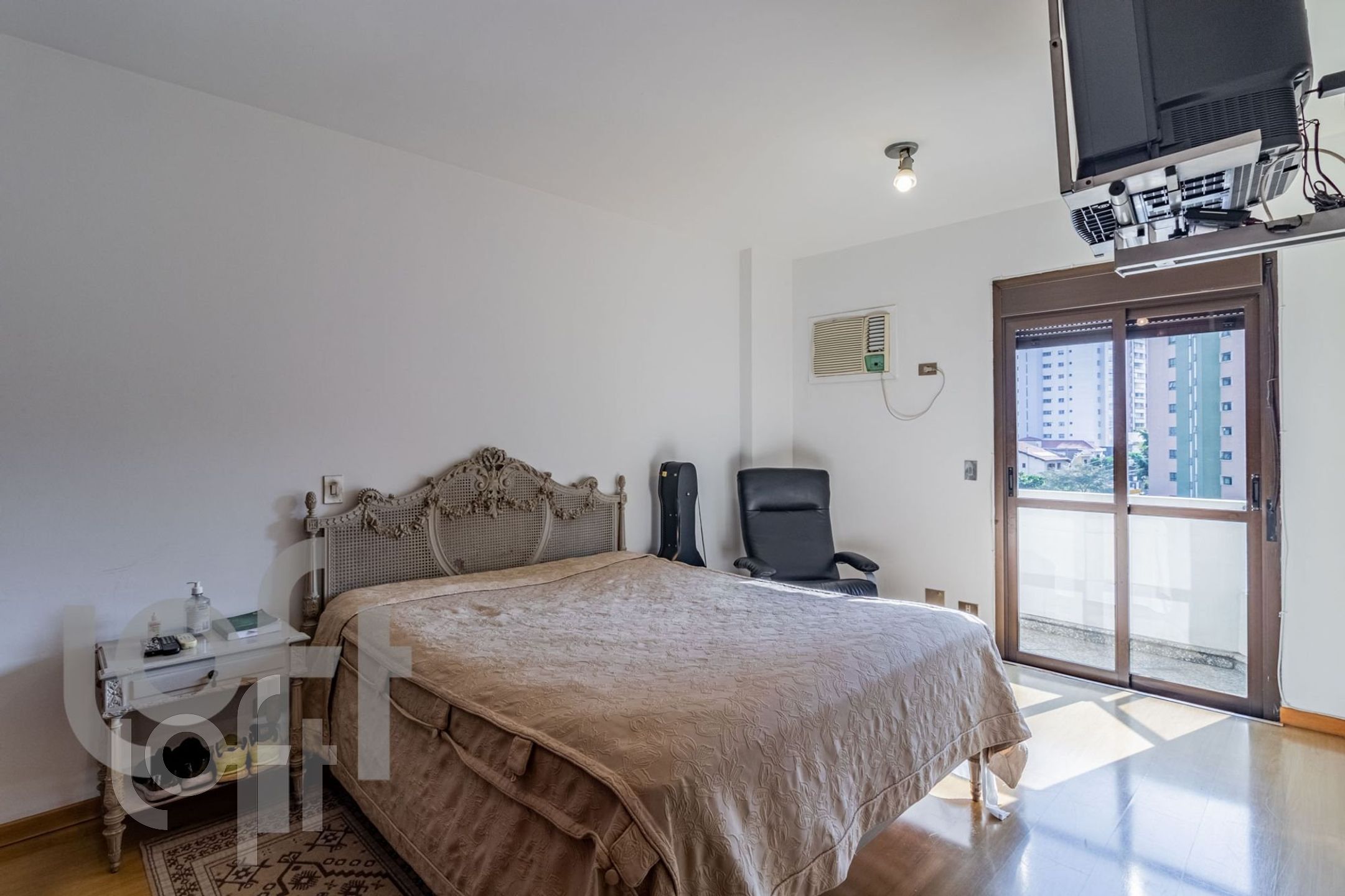 Apartamento à venda com 4 quartos, 229m² - Foto 27