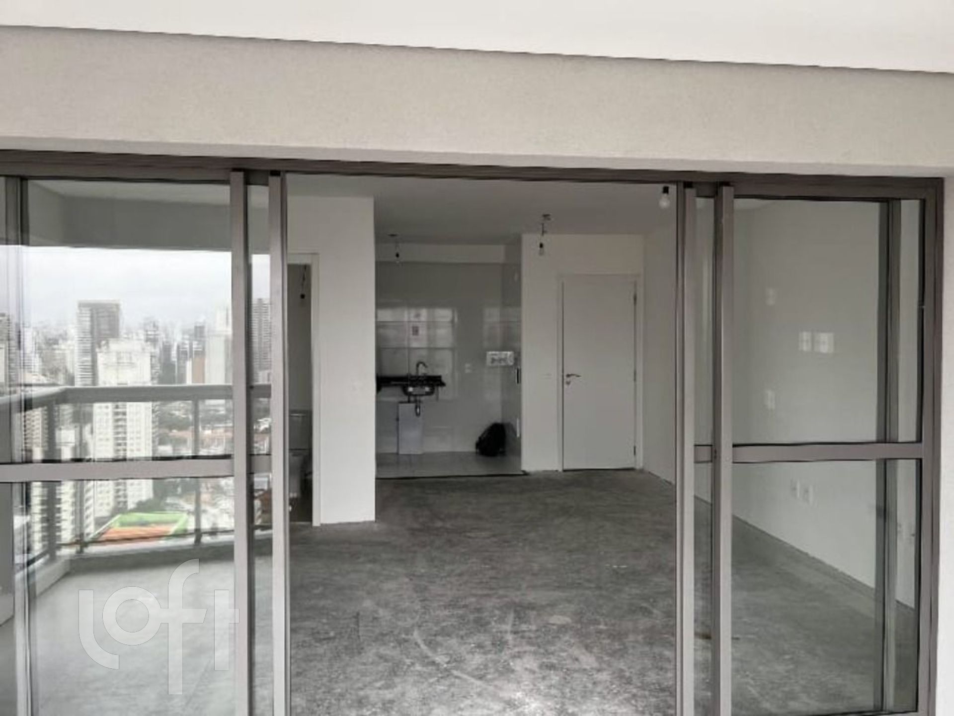 Apartamento à venda com 2 quartos, 81m² - Foto 30