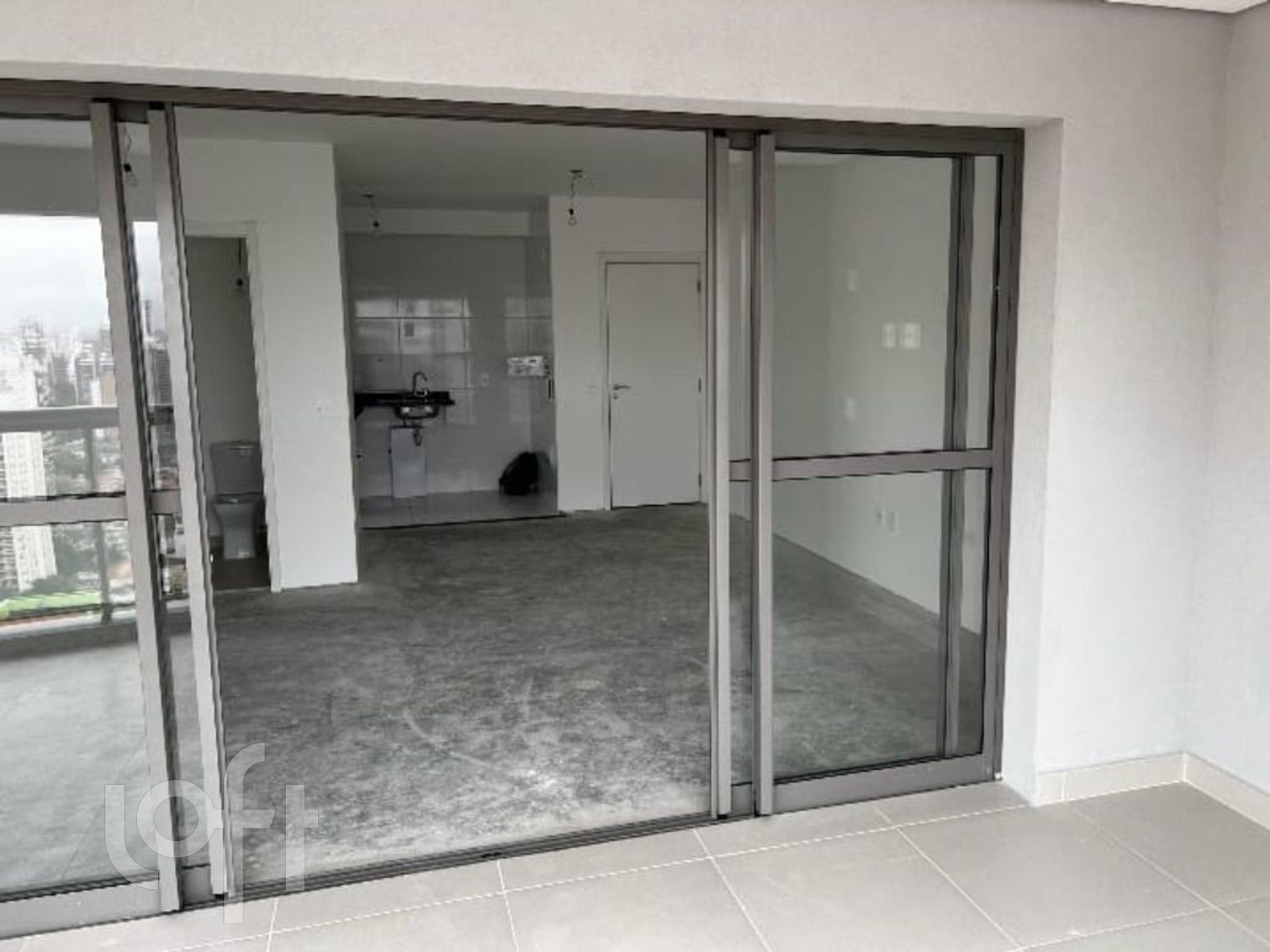 Apartamento à venda com 2 quartos, 81m² - Foto 29