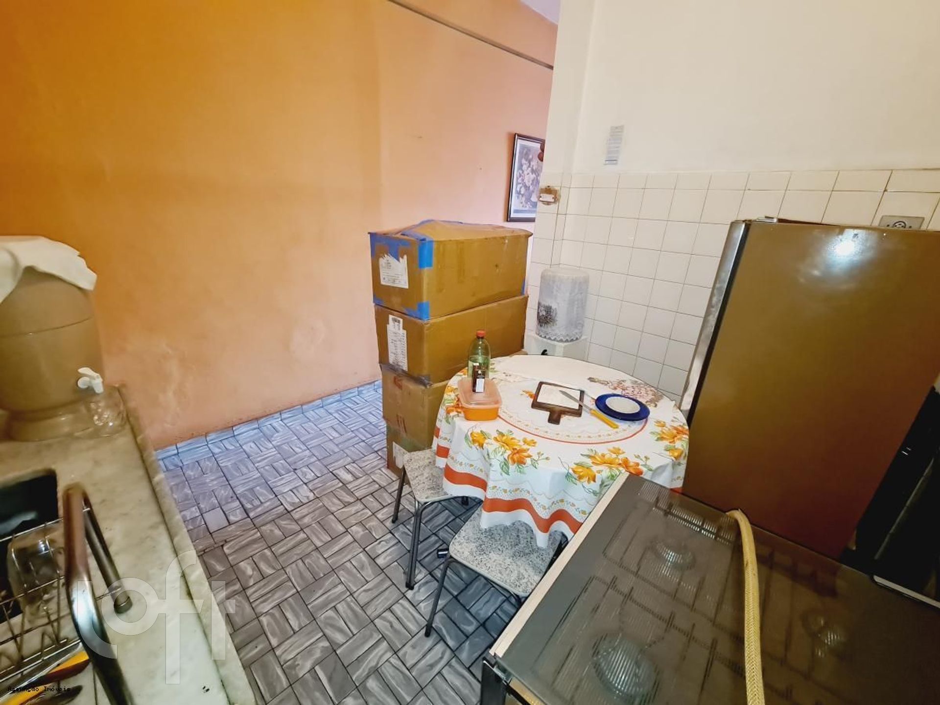 Apartamento à venda com 1 quarto, 60m² - Foto 14