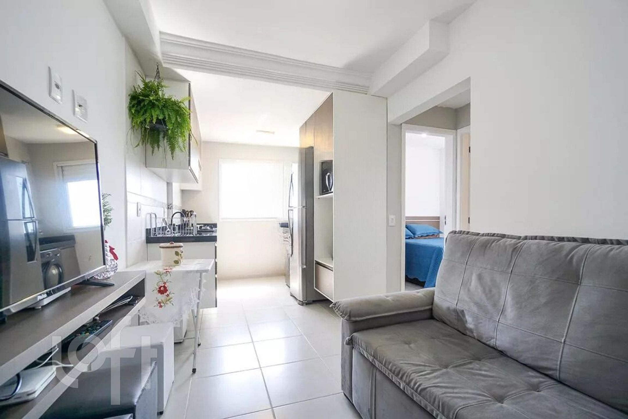 Apartamento à venda com 2 quartos, 40m² - Foto 3