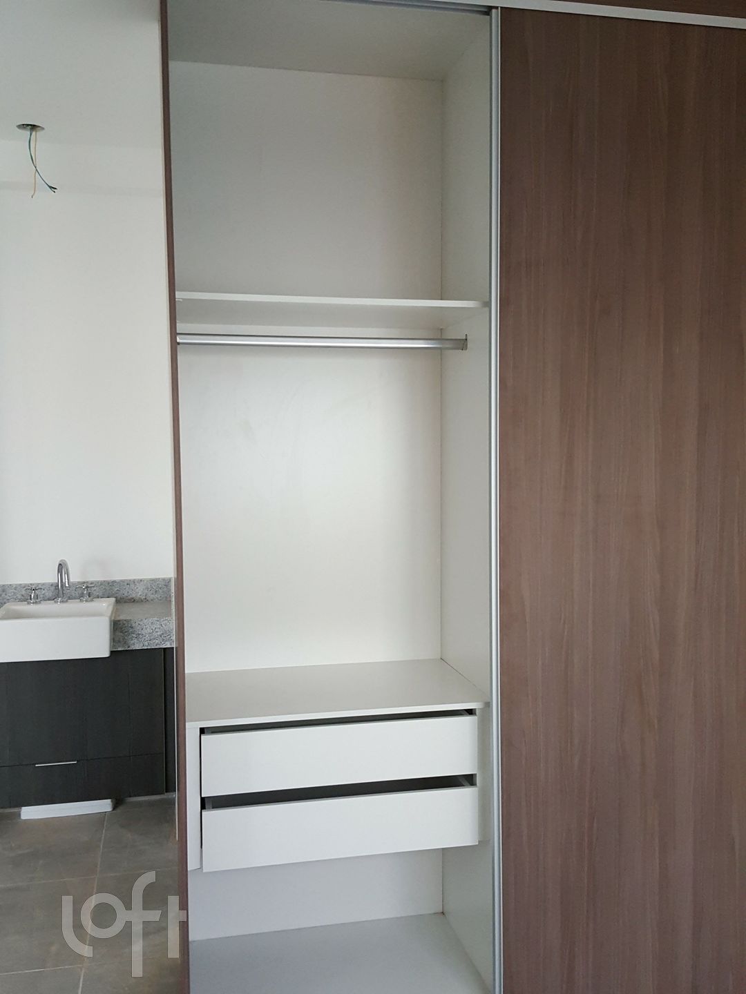 Apartamento à venda com 1 quarto, 37m² - Foto 3