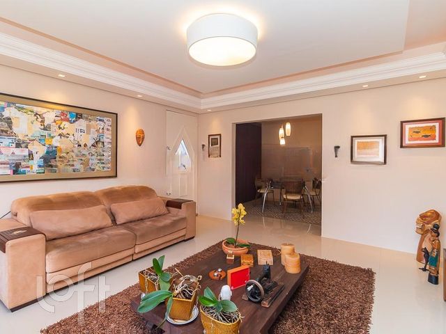 Apartamento com 85m², 3 dormitórios, Rio Branco em Porto Alegre